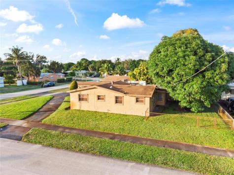 820 NW 38th Avenue Lauderhill FL 33311