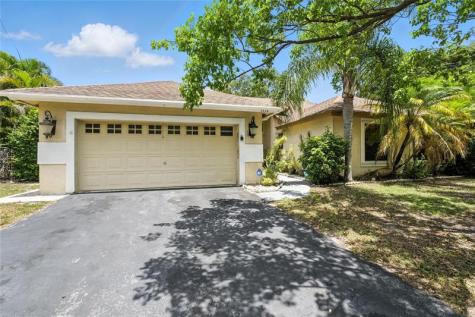 5172 NW 53rd Avenue Coconut Creek FL 33073