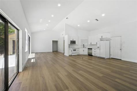 5172 NW 53rd Avenue Coconut Creek FL 33073