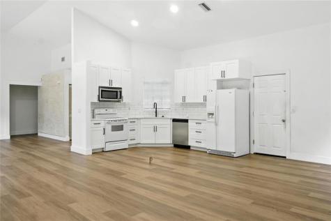 5172 NW 53rd Avenue Coconut Creek FL 33073