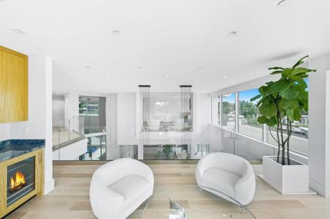 14 N Isla Bahia Drive Fort Lauderdale FL 33316