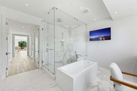 14 N Isla Bahia Drive Fort Lauderdale FL 33316