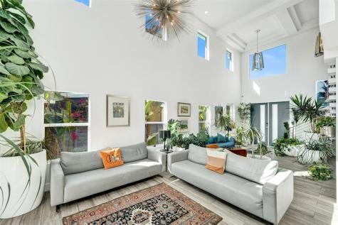 2502 NE 6th Avenue Wilton Manors FL 33305