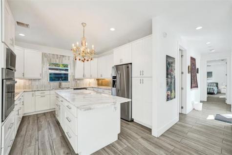 2502 NE 6th Avenue Wilton Manors FL 33305