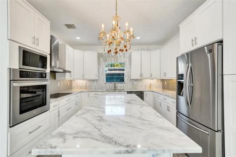 2502 NE 6th Avenue Wilton Manors FL 33305