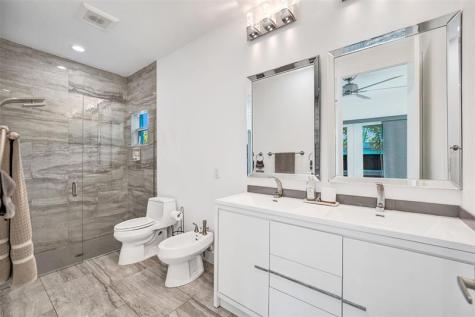 2502 NE 6th Avenue Wilton Manors FL 33305