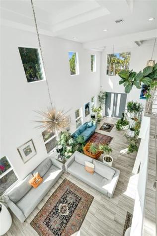2502 NE 6th Avenue Wilton Manors FL 33305