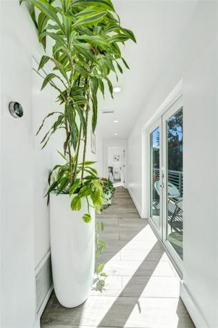 2502 NE 6th Avenue Wilton Manors FL 33305