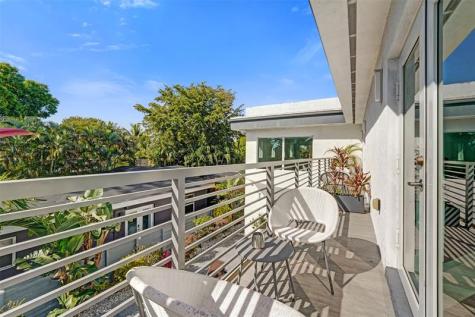 2502 NE 6th Avenue Wilton Manors FL 33305