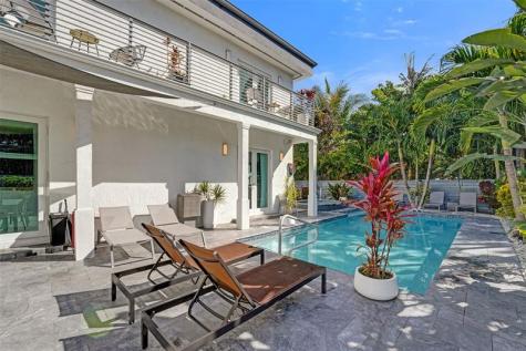 2502 NE 6th Avenue Wilton Manors FL 33305