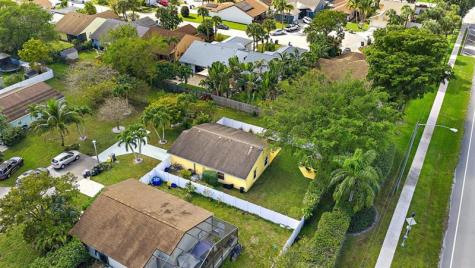 8443 Garden Gate Place Boca Raton FL 33433
