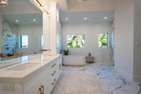 2457 NE 26th Street Lighthouse Point FL 33064