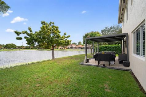 4684 Waycross Drive Coconut Creek FL 33073