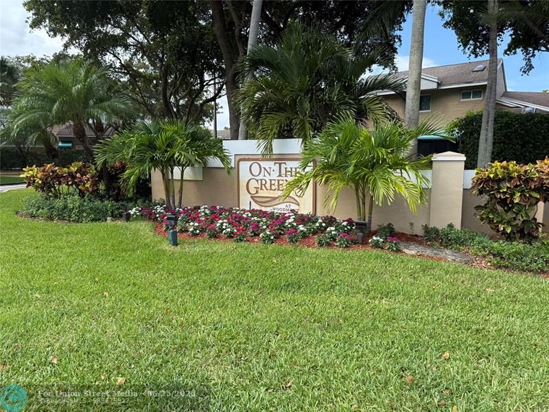 7081 Woodmont Way Tamarac FL 33321