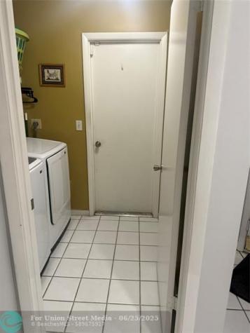 7081 Woodmont Way Tamarac FL 33321