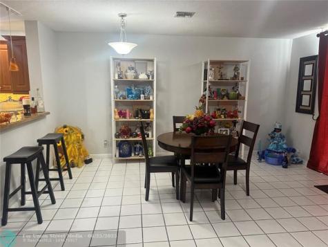 7081 Woodmont Way Tamarac FL 33321