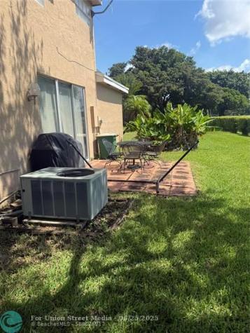 7081 Woodmont Way Tamarac FL 33321