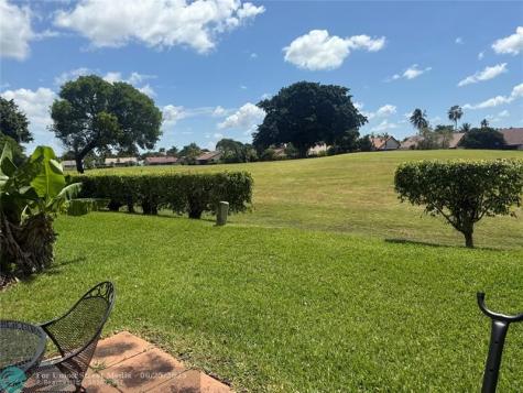 7081 Woodmont Way Tamarac FL 33321
