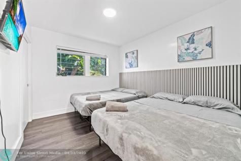 1215 NE 200th Street Miami FL 33179