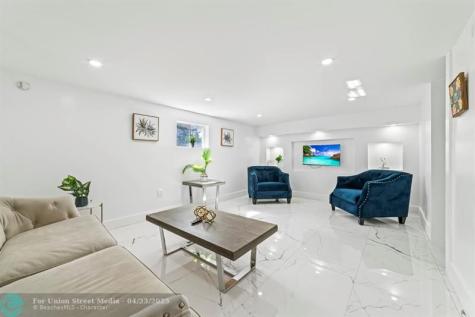 1215 NE 200th Street Miami FL 33179