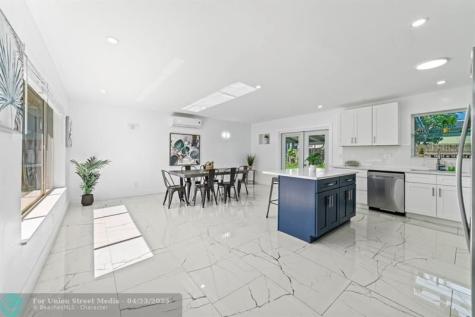1215 NE 200th Street Miami FL 33179