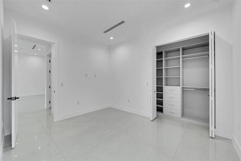 656 NW 21st Street Wilton Manors FL 33311
