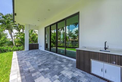 656 NW 21st Street Wilton Manors FL 33311