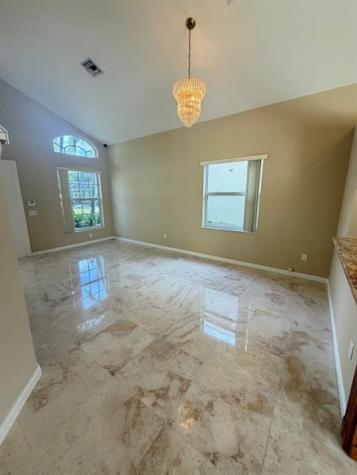 360 NW 115th Way Coral Springs FL 33071