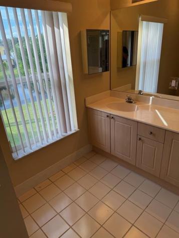 360 NW 115th Way Coral Springs FL 33071