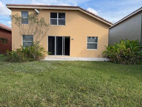 360 NW 115th Way Coral Springs FL 33071