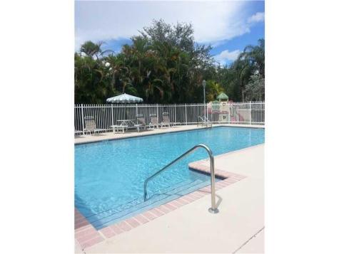 360 NW 115th Way Coral Springs FL 33071