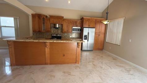 360 NW 115th Way Coral Springs FL 33071