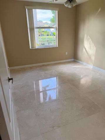 360 NW 115th Way Coral Springs FL 33071