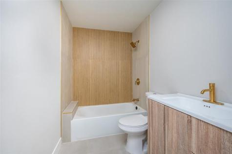 1161 NW 105th Terrace Miami FL 33150