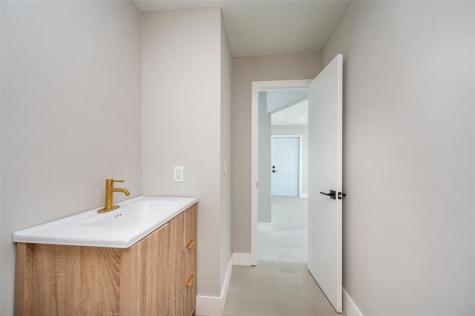 1161 NW 105th Terrace Miami FL 33150
