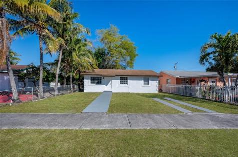 1161 NW 105th Terrace Miami FL 33150