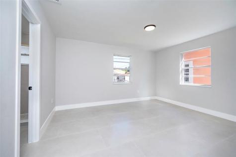1161 NW 105th Terrace Miami FL 33150