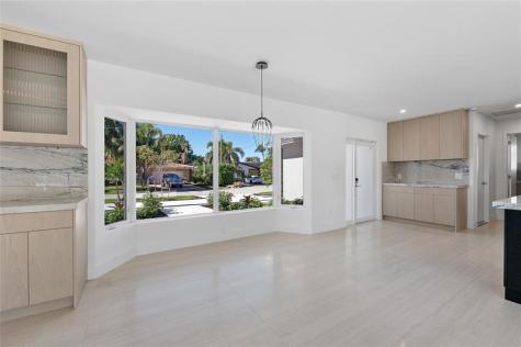 1240 NE 27th Way Pompano Beach FL 33062