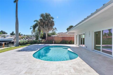 1240 NE 27th Way Pompano Beach FL 33062