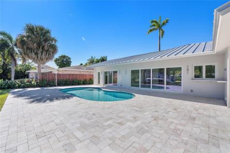 1240 NE 27th Way Pompano Beach FL 33062