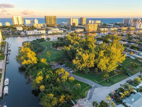 1240 NE 27th Way Pompano Beach FL 33062