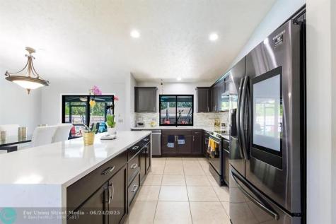 1181 SW Goodman Avenue Port St Lucie FL 34953