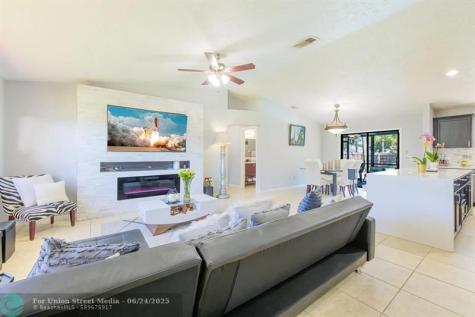 1181 SW Goodman Avenue Port St Lucie FL 34953