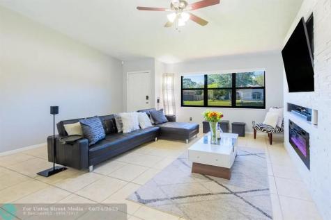 1181 SW Goodman Avenue Port St Lucie FL 34953