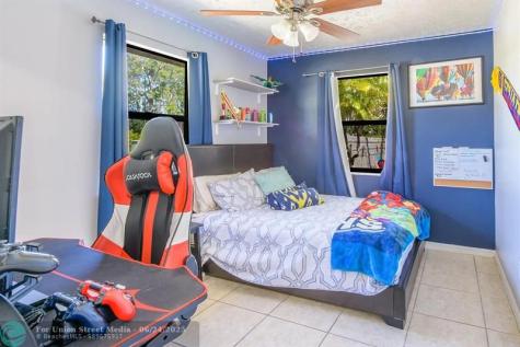 1181 SW Goodman Avenue Port St Lucie FL 34953