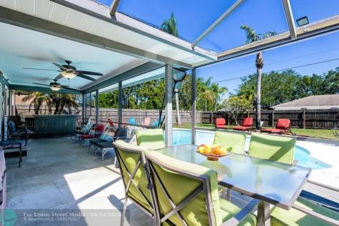 1181 SW Goodman Avenue Port St Lucie FL 34953