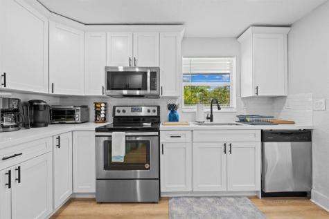 415 SE 3rd Avenue Delray Beach FL 33483