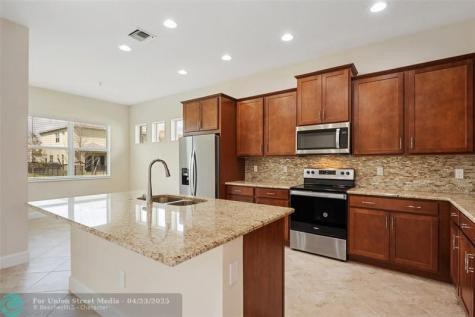 5573 Zestar Lane Westlake FL 33470
