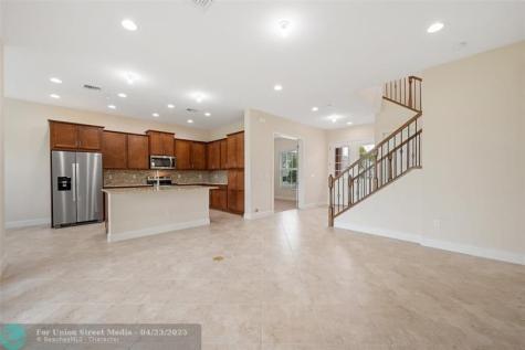 5573 Zestar Lane Westlake FL 33470