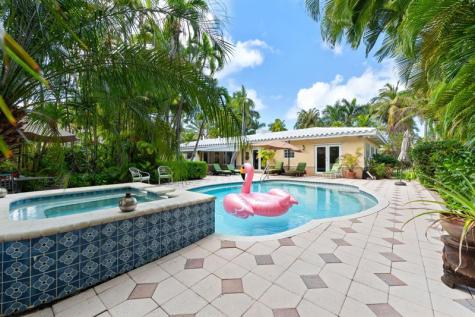 1030 Polk Street Hollywood FL 33019